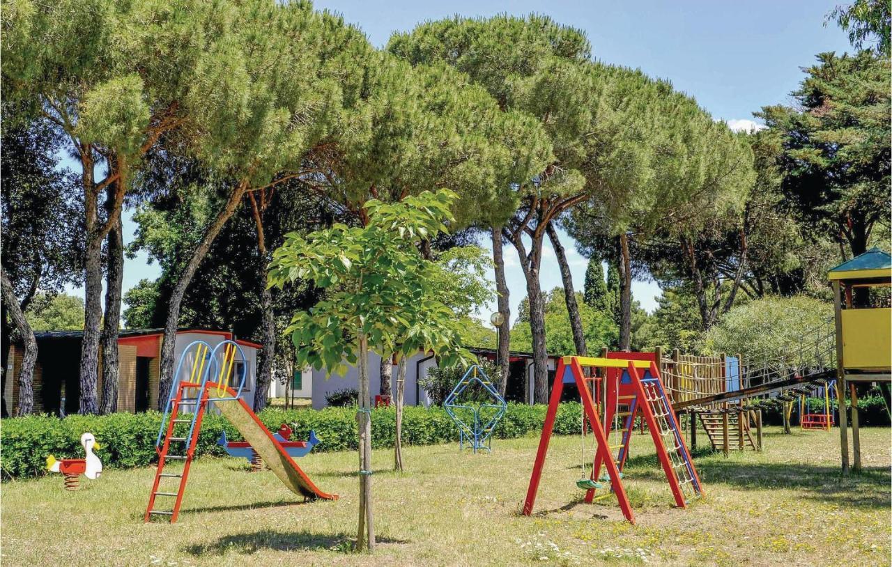 Italy Village Бая Домиция Екстериор снимка
