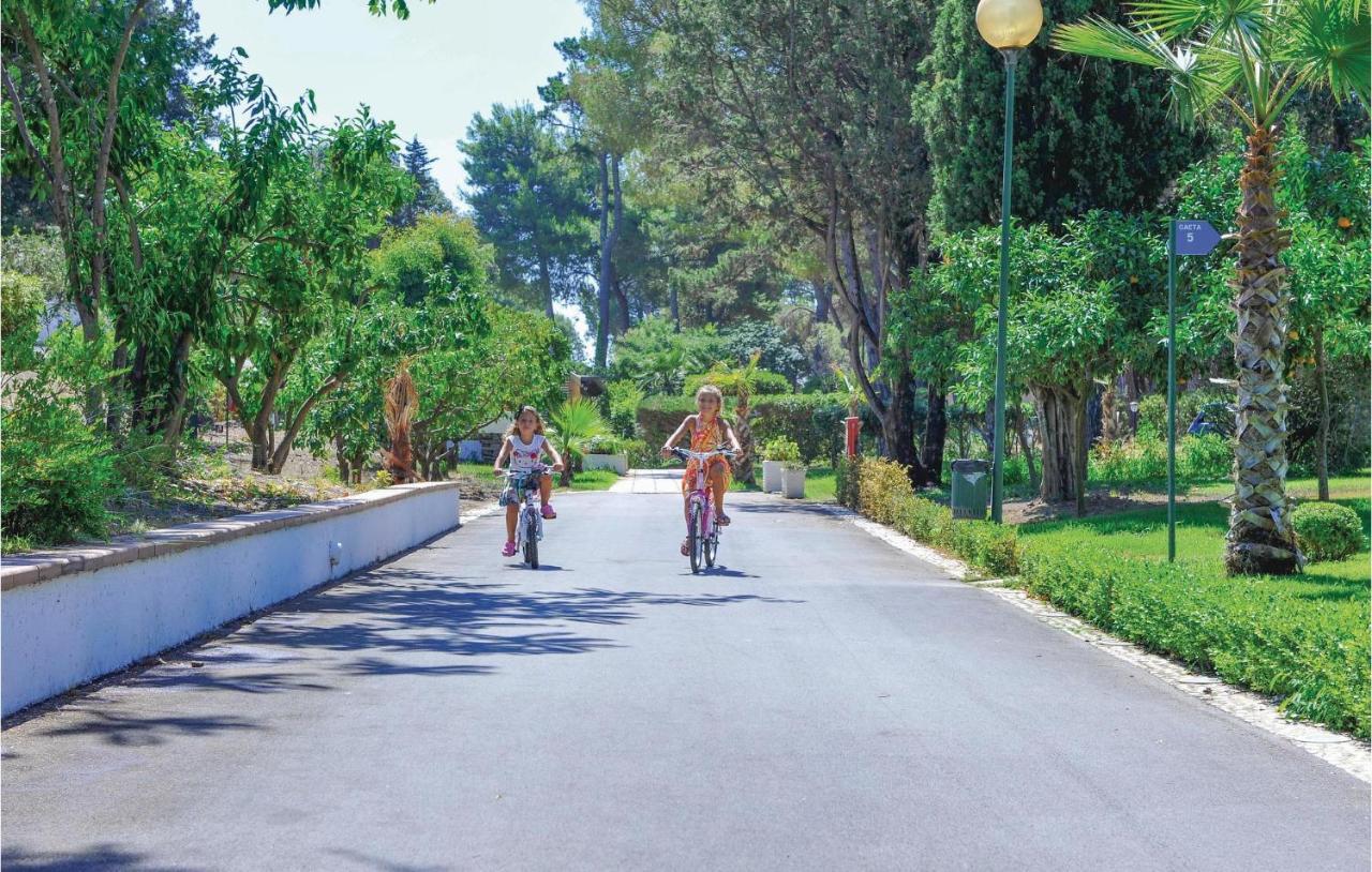 Italy Village Бая Домиция Екстериор снимка